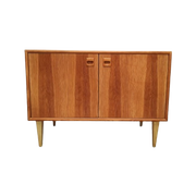 Mid Century Kast