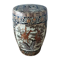 Chinese Ceramic Stool (Famille Noire) Afrikaans Thema / Keramieken Chinese Kruk , Tafeltje