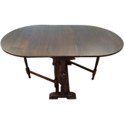 Antieke Hangoortafel