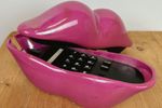 Lipvormige Roze Telefoon Uit De 1980'S