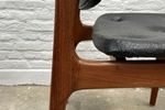 4 Eetkamerstoelen Teak Met Zwarte, Skai Zitting | Midcentury