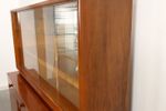 Vintage Donker Fineer Vitrinekast Met Spiegelwand En Ronde Knopen, Barkast, Buffetkast