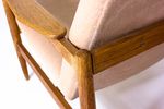 Set Van Twee Deense Lounge Fauteuils In Roze Stof