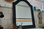 Vintage Brocante Spiegel In Hoogglans Zwarte Verf Met Kuif