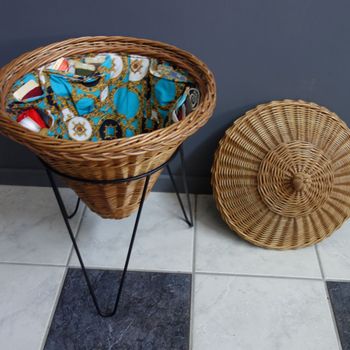 Sewing/knitting basket