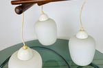 Vintage Deense Plafondlamp. Scandinavische Kroonluchter. Hout En Opaline Glas.