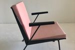 Oase Armchair Van Wim Rietveld Voor Ahrend De Circel