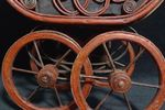 Victoriaanse Antieke Poppenwagen In Hout En Rietwerk