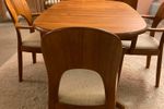 Niels Koefoed Teakhout Eettafel + 4 Stoelen Deens Design Vintage