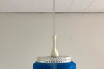 Blauwe Hanglamp Kunststof Met Glazen Kap