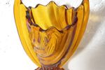Art Deco 'Trophée Stijl' Vaas In Amber Geperst Glas